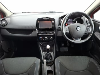 Used Renault Clio 2017 for sale - 76335648: Photo 2