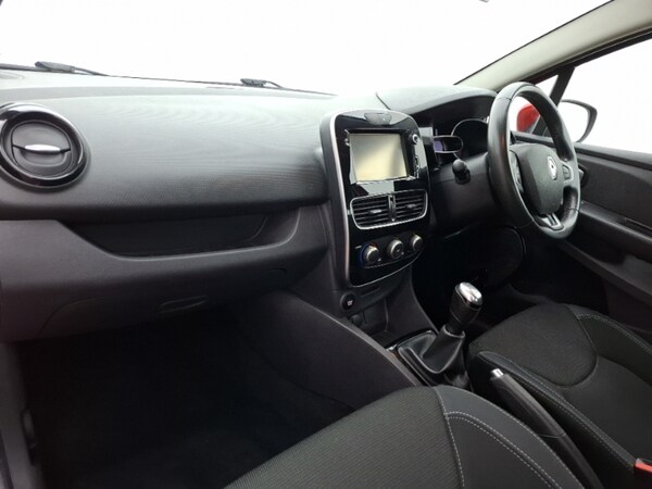 Used Renault Clio 2017 for sale - 76335648: Photo 5