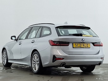 Used BMW 3 Series 2021 for sale - 75663946: Photo