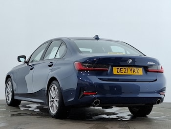 Used BMW 3 Series 2021 for sale - 76451153: Photo