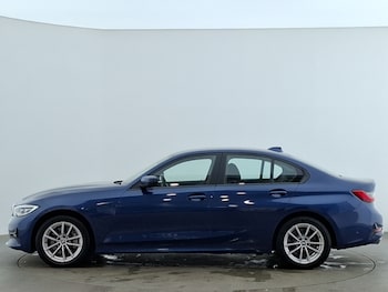 Used BMW 3 Series 2021 for sale - 76451153: Photo