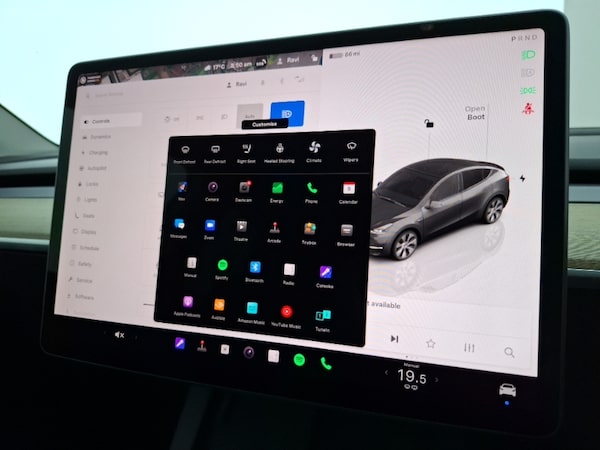 Used Tesla Model Y 2022 for sale - 76221207: Photo 17