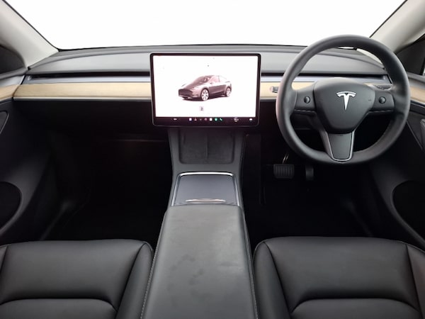 Used Tesla Model Y 2022 for sale - 76221207: Photo 2
