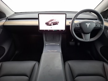 Used Tesla Model Y 2022 for sale - 76221207: Photo 2