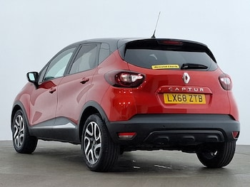 Used Renault Captur 2018 for sale - 76199455: Photo 3
