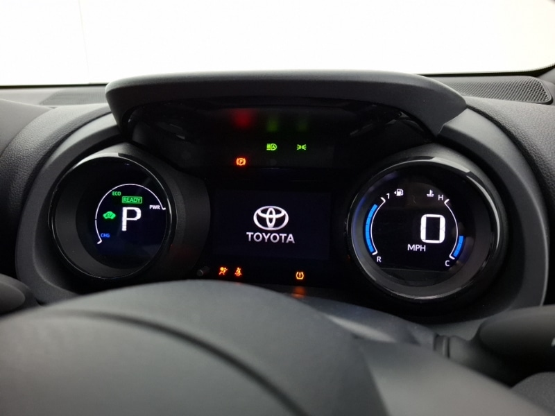 Used Toyota Yaris 2021 for sale - 77293891: Photo 10