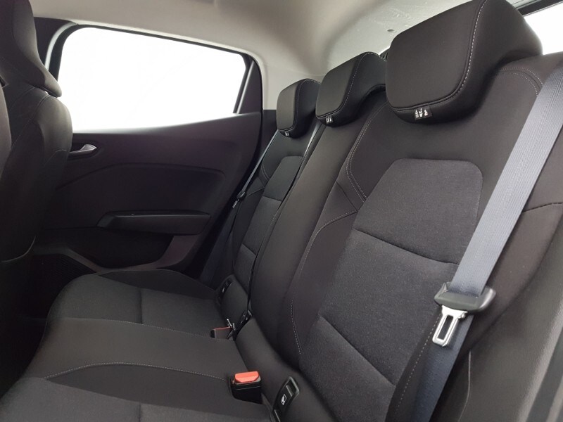 Used Renault Clio 2022 for sale - 76815902: Photo 6