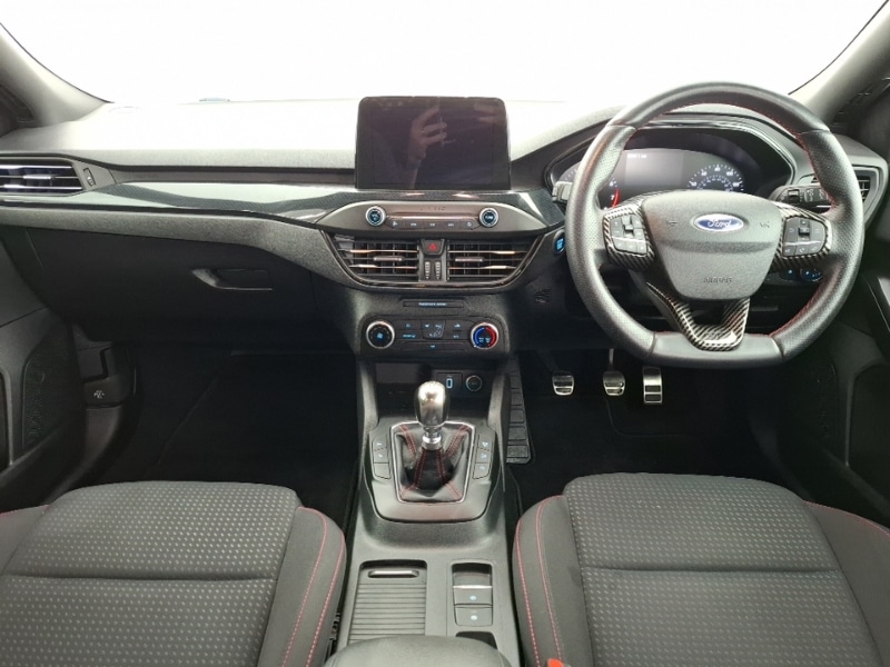 Used Ford Focus 2018 for sale - 76325502: Photo 2