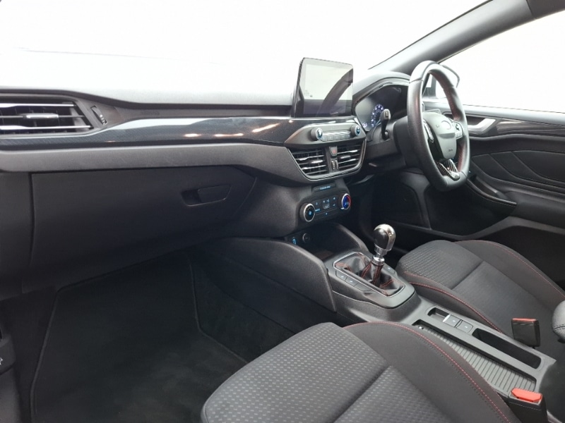 Used Ford Focus 2018 for sale - 76325502: Photo 5