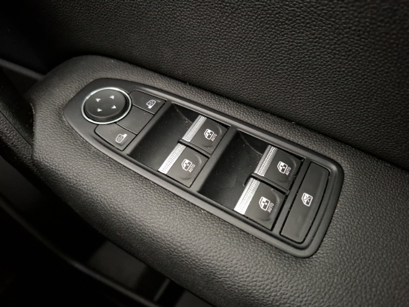 Used Renault Captur 2023 for sale - 77999762: Photo 18