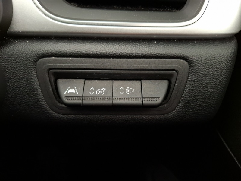 Used Renault Captur 2023 for sale - 77999762: Photo 19