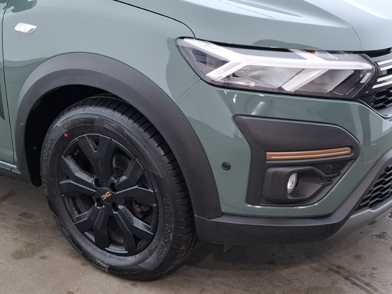 Used Dacia Sandero Stepway 2024 for sale - 77256882: Photo 9