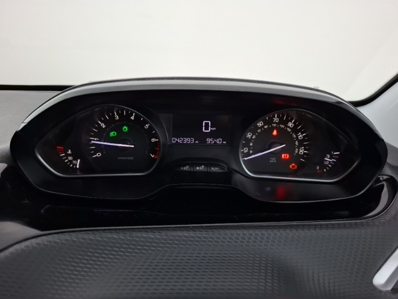 Used Peugeot 208 2017 for sale - 77921991: Photo 10