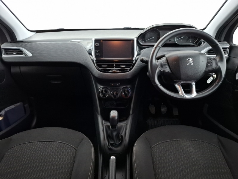 Used Peugeot 208 2017 for sale - 77921991: Photo 2