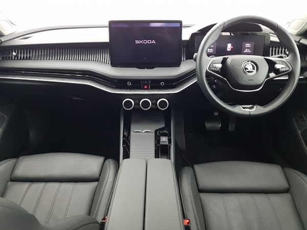 Used Skoda Superb 2024 for sale - 76134962: Photo 2