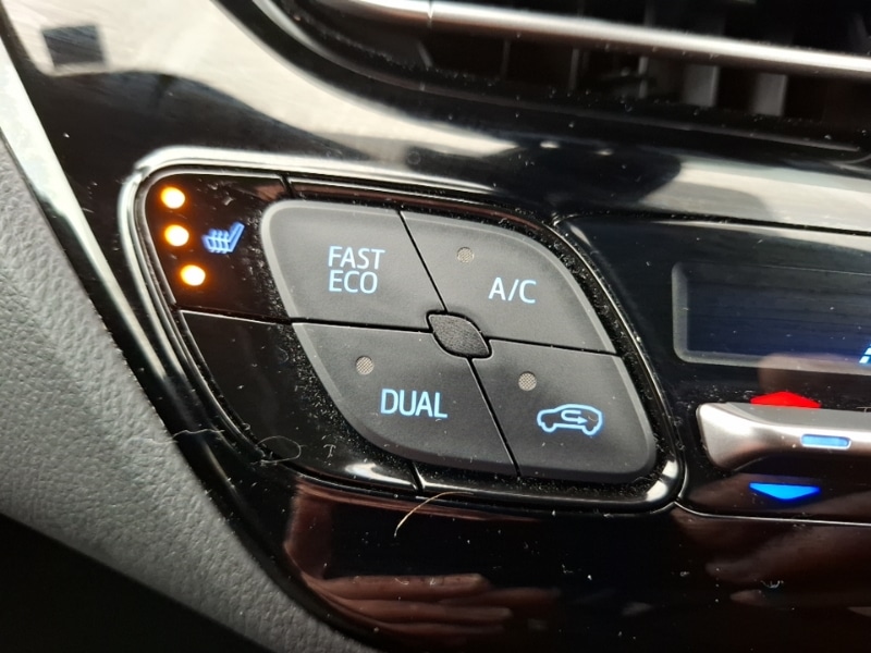 Used Toyota C-HR 2023 for sale - 77466164: Photo 18