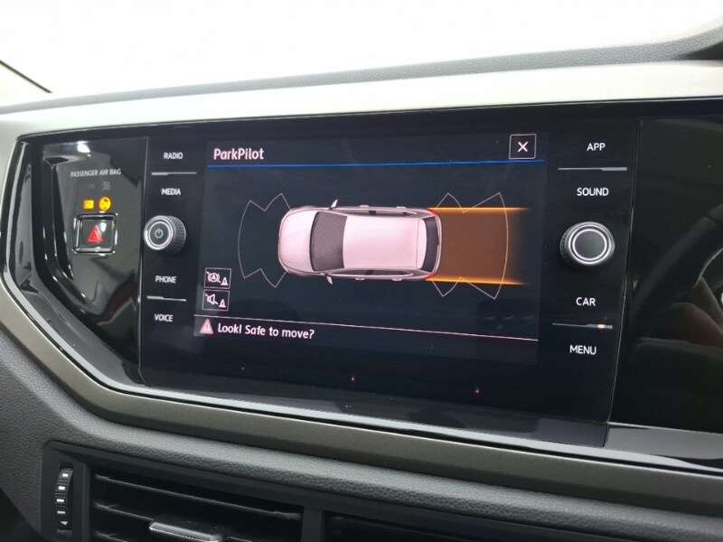 Used Volkswagen Polo 2018 for sale - 76478439: Photo 11