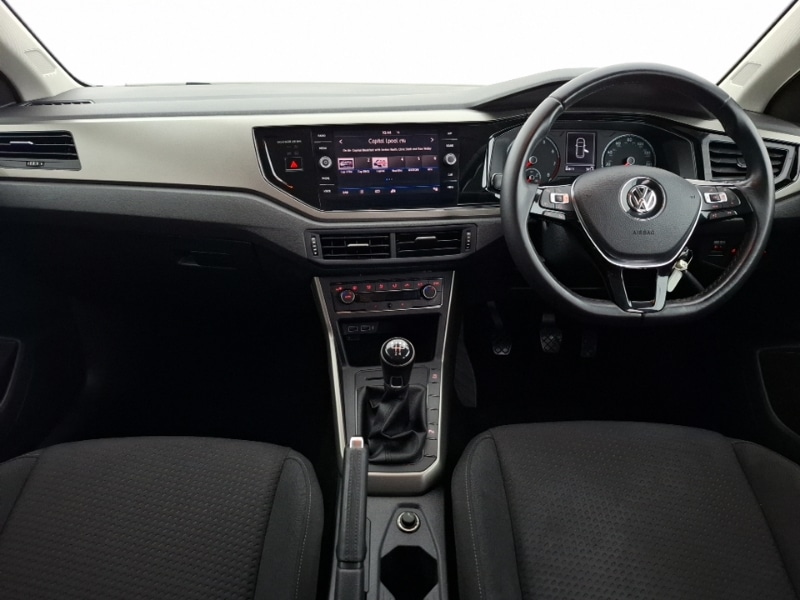 Used Volkswagen Polo 2018 for sale - 76478439: Photo 2