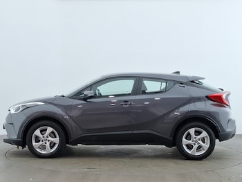 Used Toyota C-HR 2019 for sale - 76518709: Photo