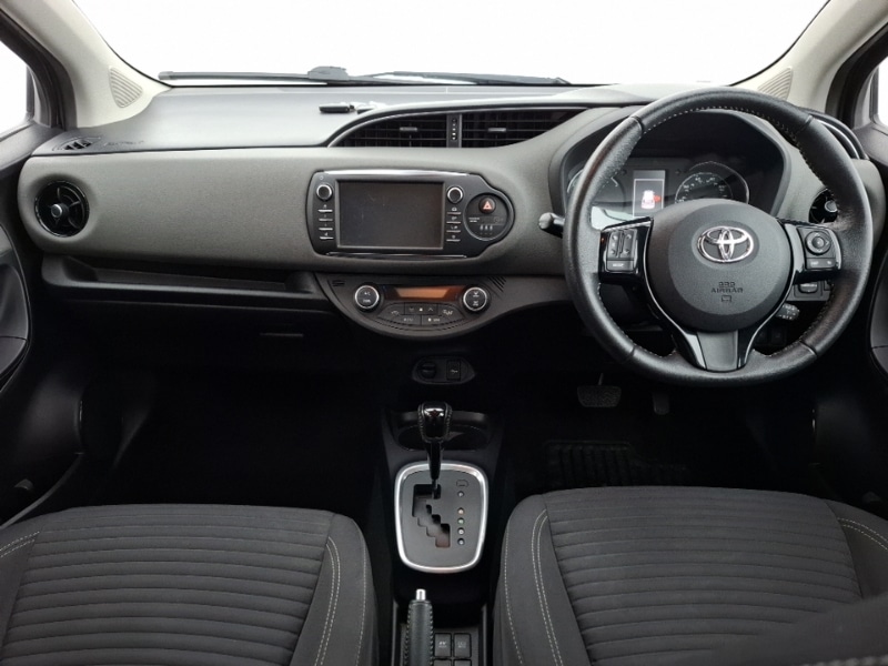 Used Toyota Yaris 2017 for sale - 78146786: Photo 2
