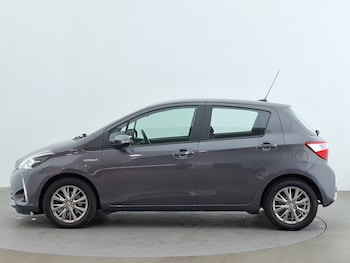 Used Toyota Yaris 2017 for sale - 78146786: Photo