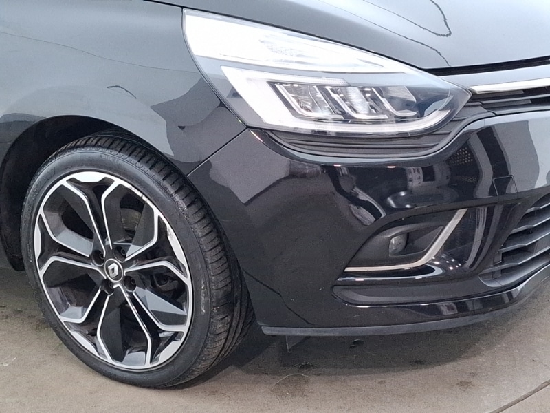 Used Renault Clio 2017 for sale - 76795204: Photo 9