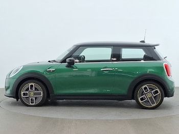 Used MINI Hatch 2023 for sale - 79302954: Photo