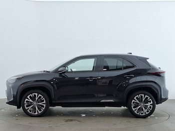 Used Toyota Yaris Cross 2022 for sale - 76230028: Photo 4