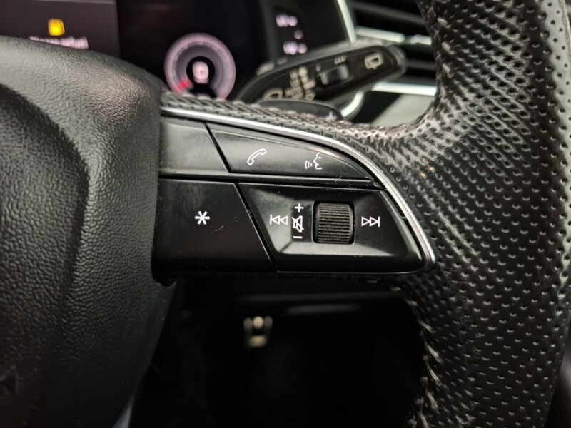 Used Audi Q8 2020 for sale - 77847101: Photo 15