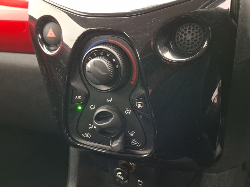 Used Toyota AYGO 2016 for sale - 77992494: Photo 17