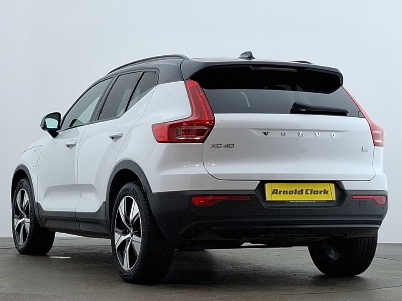 Used Volvo XC40 2021 for sale - 76940551: Photo 3