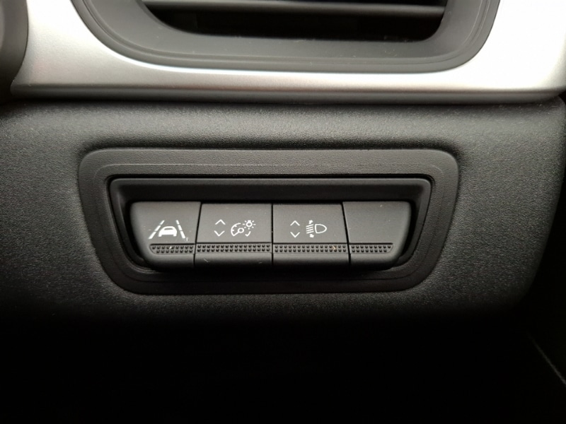 Used Renault Captur 2023 for sale - 77644898: Photo 19