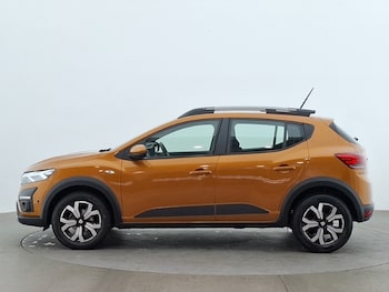 Used Dacia Sandero Stepway 2022 for sale - 79610559: Photo
