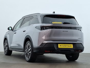 Used Peugeot 5008 2025 for sale - 79578549: Photo