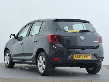 Used Dacia Sandero 2017 for sale - 77596093: Photo