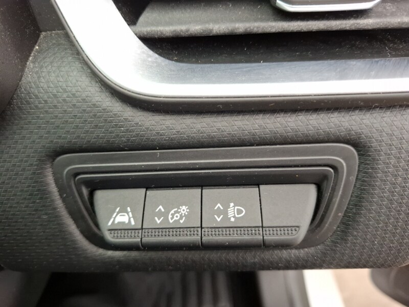 Used Renault Clio 2021 for sale - 77047104: Photo 17