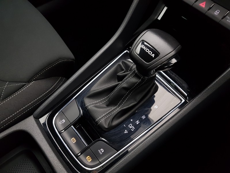 Used Skoda Karoq 2024 for sale - 77325359: Photo 13