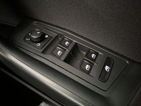 Used Volkswagen T-Roc 2022 for sale - 76321616: Photo 17