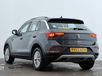 Used Volkswagen T-Roc 2022 for sale - 76321616: Photo 3