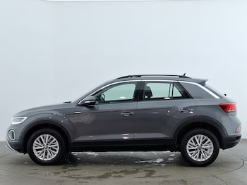 Used Volkswagen T-Roc 2022 for sale - 76321616: Photo 4