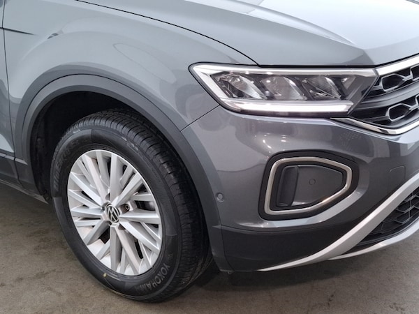 Used Volkswagen T-Roc 2022 for sale - 76321616: Photo 9