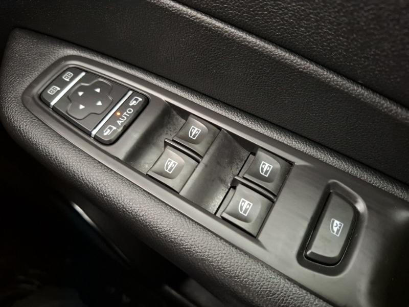 Used Renault Captur 2019 for sale - 76602308: Photo 18