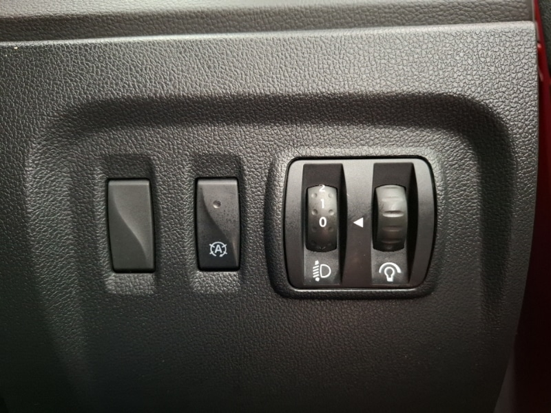 Used Renault Captur 2019 for sale - 76602308: Photo 19