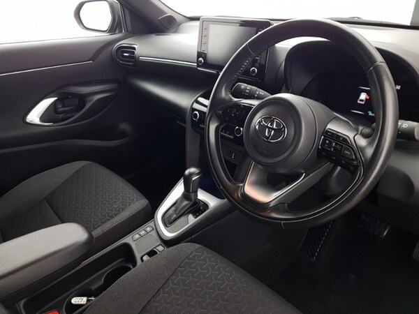 Used Toyota Yaris Cross 2022 for sale - 76233741: Photo 12