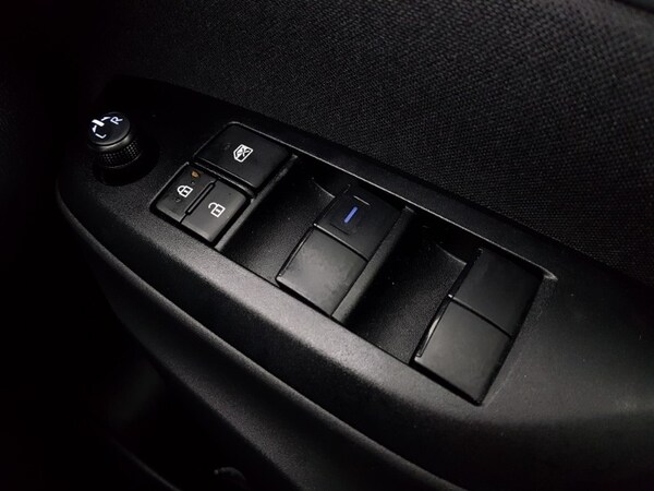 Used Toyota Yaris Cross 2022 for sale - 76233741: Photo 18