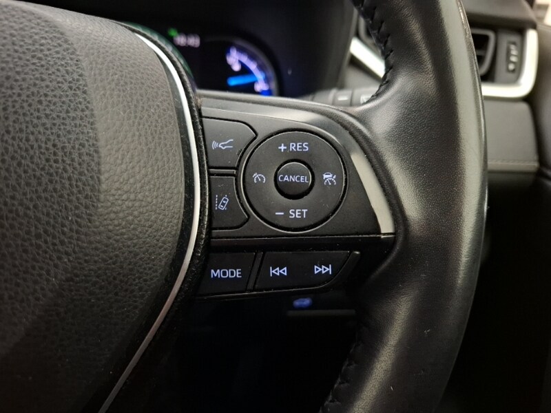 Used Toyota RAV4 2020 for sale - 77815805: Photo 15