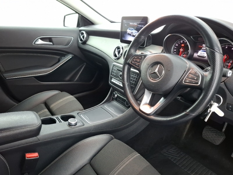 Used Mercedes-Benz GLA 2019 for sale - 77999765: Photo 12
