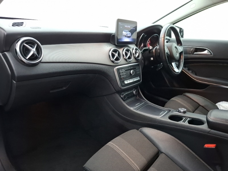 Used Mercedes-Benz GLA 2019 for sale - 77999765: Photo 5