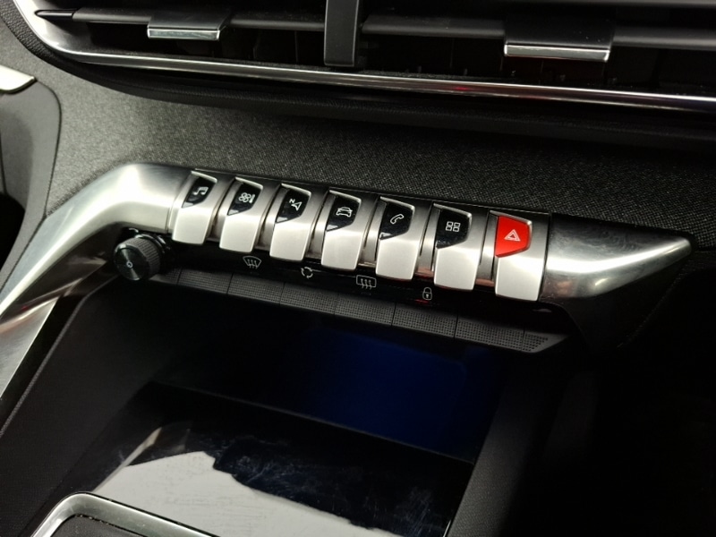 Used Peugeot 3008 2022 for sale - 77856188: Photo 16