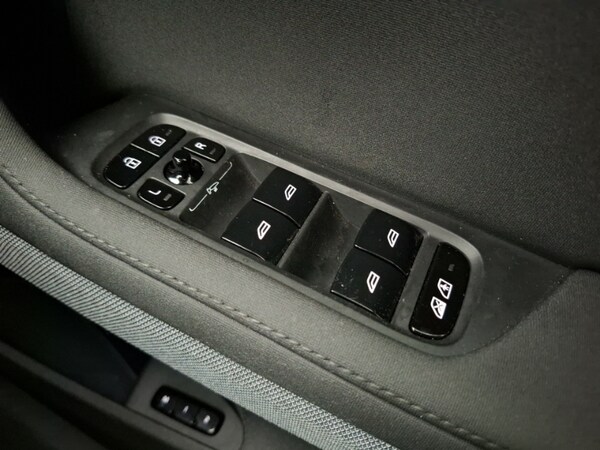 Used Polestar Polestar 2 2023 for sale - 76258514: Photo 19